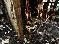 Puing-puing Kebakaran di Cawang Dibersihkan