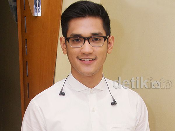 Gaya Casual Afgan