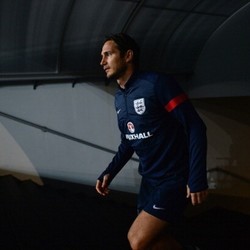 Lampard di Ambang Cap ke-100