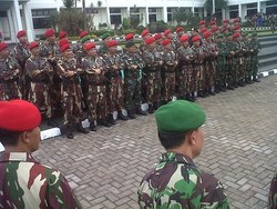 KSAD Terima Brevet Komando dari Kopassus