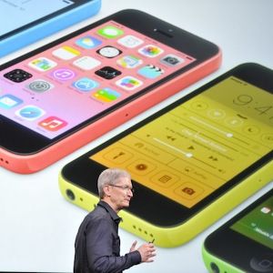 Warna-warni iPhone 5C dan 5S di September Ceria