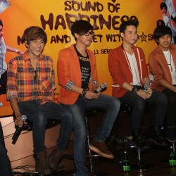 SM*SH Bagikan 40 Alat Bantu Dengar untuk Fans Tuna Rungu