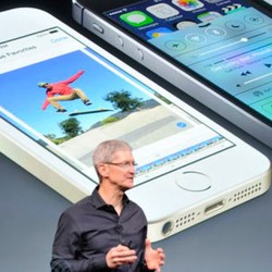 Apple Umbar Fitur Unggulan iPhone 5S