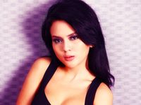 Anggita Sari Makin Hot