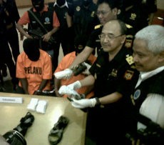 Tiga Penyelundup Sabu Rp 6,9 M di Bandung Berperan Sebagai Kurir