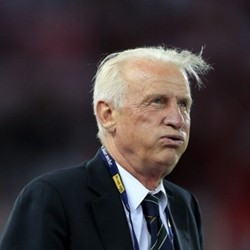Trapattoni dan Irlandia Berpisah Jalan