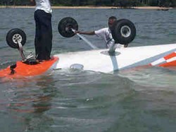 Sebelum Jatuh di Laut, Pilot Cessna Sempat Laporkan Ada Masalah Mesin