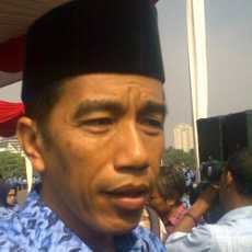  Dari Lubuk Hati yang Paling Dalam, Jokowi Tolak Mobil Murah