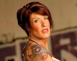 Barbie Thomas, Wanita Tanpa Lengan yang Sukses Jadi Binaragawati