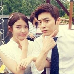 Akting Bareng, Jo Jongsuk Sebut IU Penyanyi yang Lucu