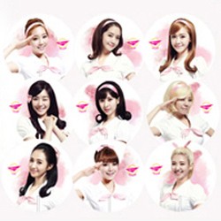 Promotor Siapkan Gerai Merchandise Resmi SNSD di Lokasi Konser