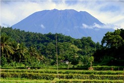 Gunung Agung & 6 Gunung Paling Keramat Sedunia