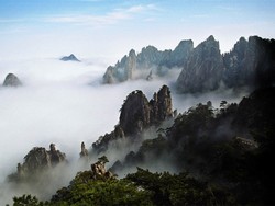 Gunung Planet Pandora Ada di China