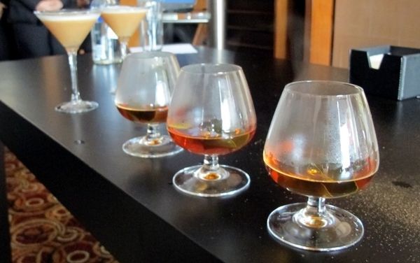 Le Meridien Jakarta Hadirkan Cocktail dan Dessert Berbahan Teh Dilmah