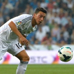 Tanggapi Tudingan Miring pada Putranya, Ayah Oezil Kecam Presiden Madrid
