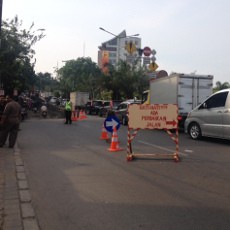  Jalan Panjang Arah Kebon Jeruk Ada Perbaikan, Macet 1KM