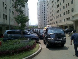 Warga Keluhkan Sulitnya Cari Parkiran Mobil di Mal-mal Jakarta