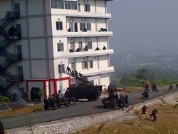  Dor! Dor! Dor! TNI Latihan Gabungan Antiteroris di Sentul