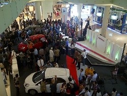 Brio Satya Diluncurkan di Surabaya Langsung Diserbu Pengunjung