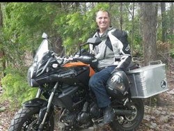 Biker Tempuh 19.000 Km Demi Mendiang Ibunya