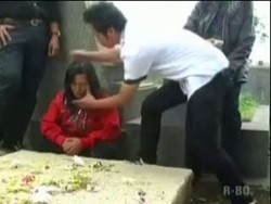 Warga Komunikasi Imajiner dengan Arwah Sisca