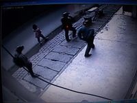 Polisi Pelajari CCTV Perampokan Toko Emas di Medan