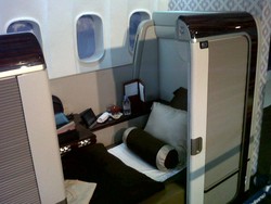 Mengintip Nyamannya First Class Garuda Indonesia di JCC