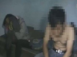 Mesum di Kamar Kos, Pasangan Mahasiswa Digerebek