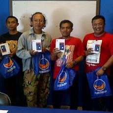 Anggota Partai NasDem Lewat Online Terus Bertambah