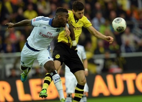 Dortmund Hancurkan Hamburg 6-2
