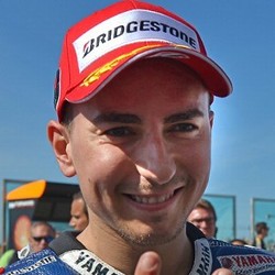 Lorenzo Sebut Catatan Waktu Marquez Luar Biasa