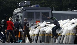 Bukan Rompi Antipeluru, Tapi Benahi Dulu Intelijen