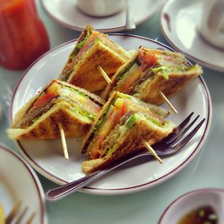 pyramid sandwich