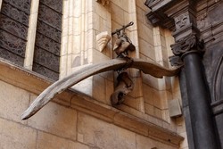 Katedral di Polandia Diyakini Simpan Tulang Naga