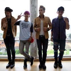 S4 Tampil Lagi di MU:CON