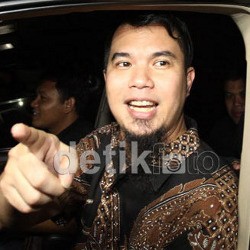 Jauhkan Dul dari Pemberitaan, Tugas Terberat Ahmad Dhani