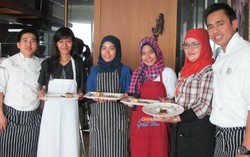 4,5 Jam Memasak Bersama Dua Private Chef Muda Lulusan CIA