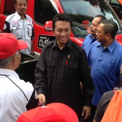 Menkominfo: Bukan Kedelai, Smartphone Wajar Kena Pajak