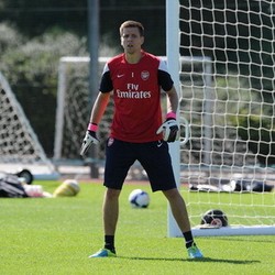 Szczesny Siap Bersaing demi Posisi Kiper Utama Arsenal