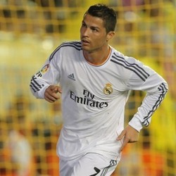 Usai Tanda Tangan Kontrak Baru, CR7 Berharap Pensiun di Madrid