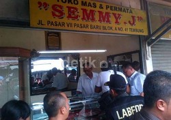 Polisi Amankan Peluru dan Selongsong di Lokasi Perampokan Toko Emas