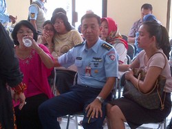 Divonis 3 Bulan Bui karena Aniaya Wartawan, Letkol Robert Menangis