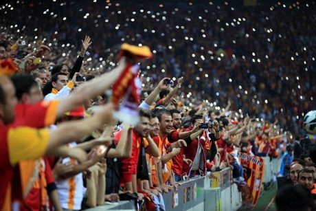 Turk Telekom Arena yang Berisik Menguji Madrid