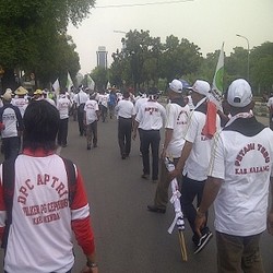 Usai Demo Kantor Gita Wirjawan, Petani Tebu Bergeser ke Kantor Dahlan Iskan