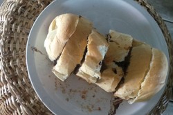  Roti Samuel, Teman Paling Pas untuk Nikmati Danau Toba