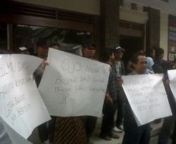 Pedagang Yogya Adukan Wali Kota ke Ombudsman Terkait Maraknya Lapak Liar