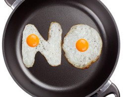 Aneka Huruf dan Angka Ini Dibuat dari Telur Goreng