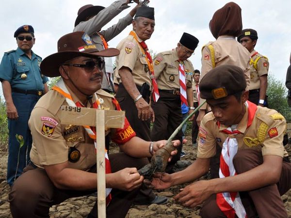 Surya Bhaskara Jaya Gelar Operasi Bakti