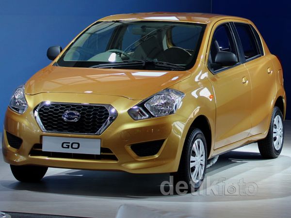 Mengintip dari Dekat Mobil Murah Datsun
