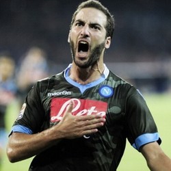Higuain: Naples Seperti Argentina